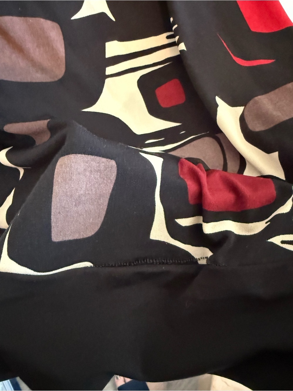 New Directions Black Geometric Print Shift Dress - - Picture 6 of 7